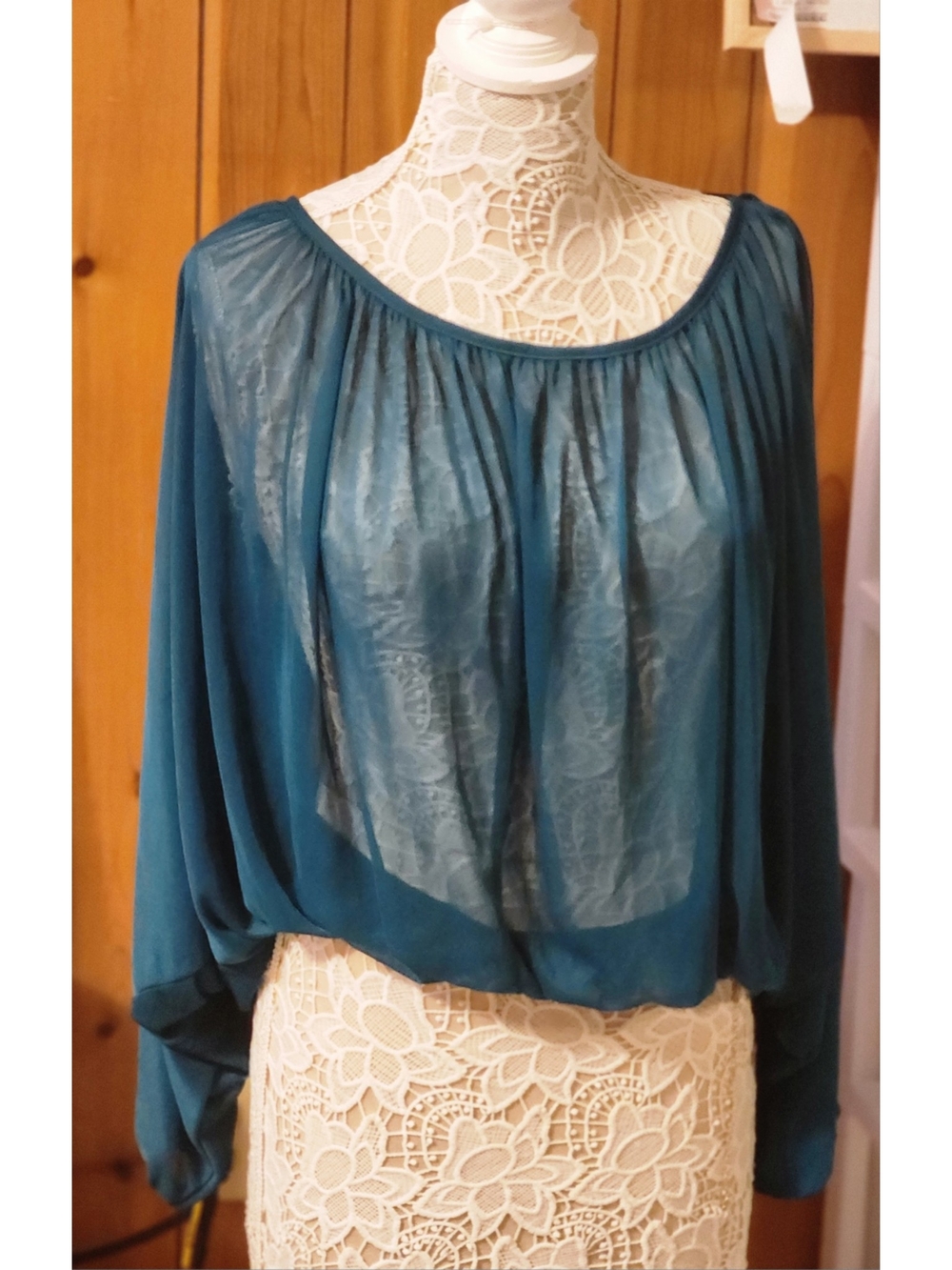 Nicole by Nicole Miller Teal Sheer Chiffon Cape Sleeve Open Back Top